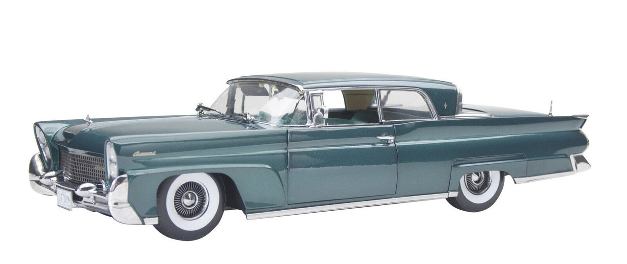 1/18 Sunstar 1958 Lincoln Continental MKIII Hard Top (Spruce Green