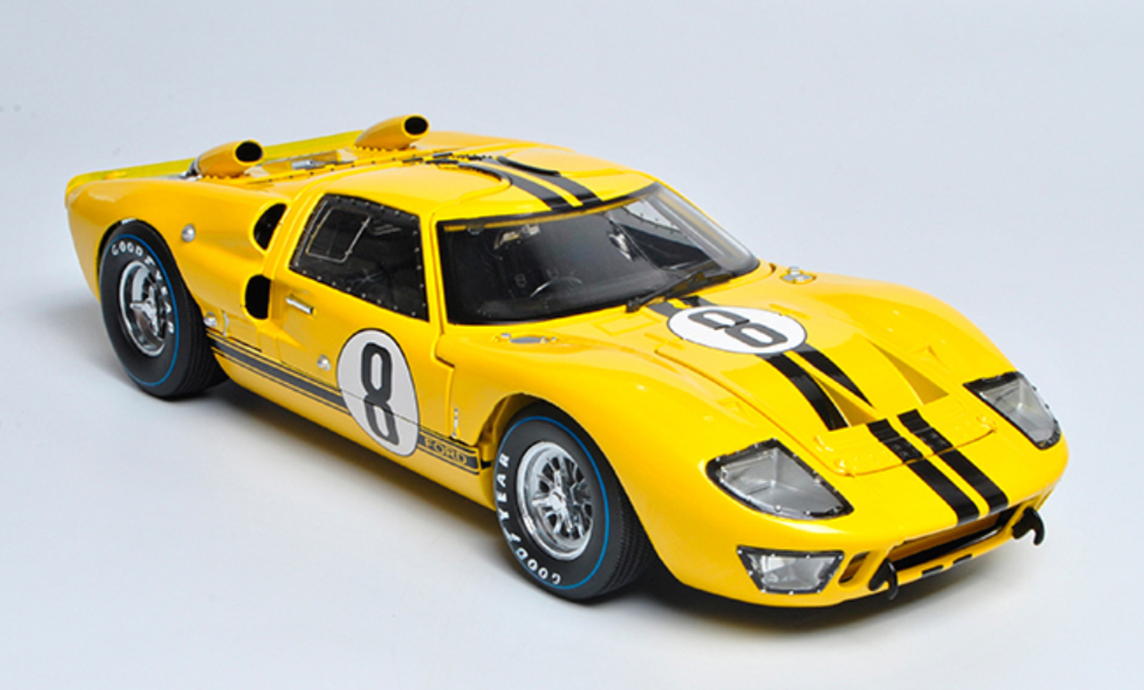 1/18 Shelby Collectibles Ford GT-40 GT40 MK II MKII #1 (Yellow) Diecast Car Model