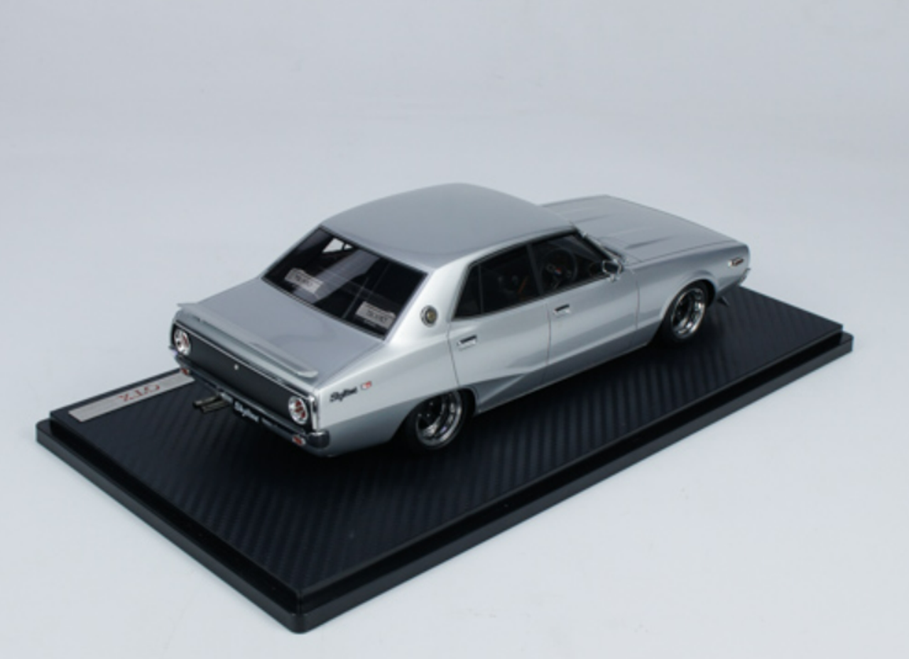 イグニションモデル 日産スカイライン GTX (GC110) 1/18 Ignition Model Nissan Skyline 2000 GT-X (GC110) Silver