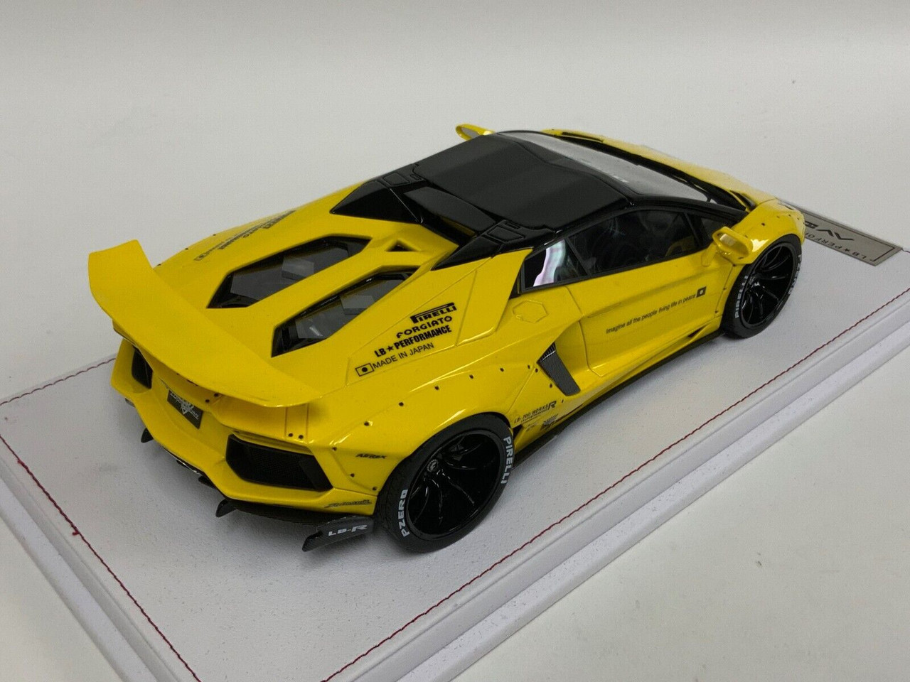 1/18 GL Models Lamborghini Aventador LBWK Spider (Yellow) Car Model