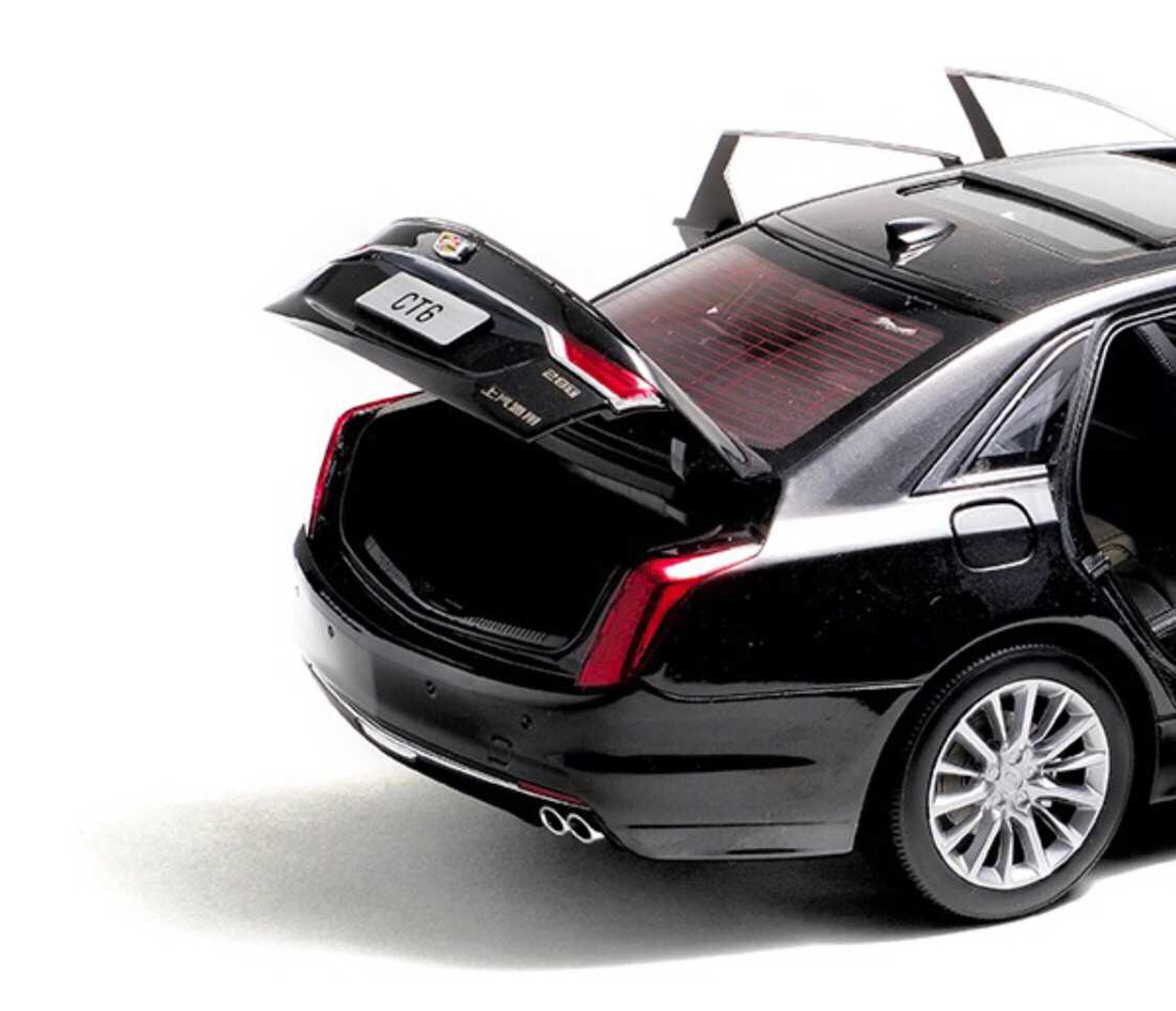 1/18 Dealer Edition 2019 Cadillac CT6 (Black Grey Ash) Diecast Car Model