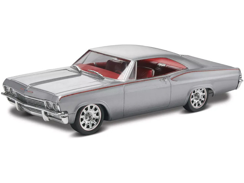 Level 5 Model Kit 1965 Chevrolet Impala 