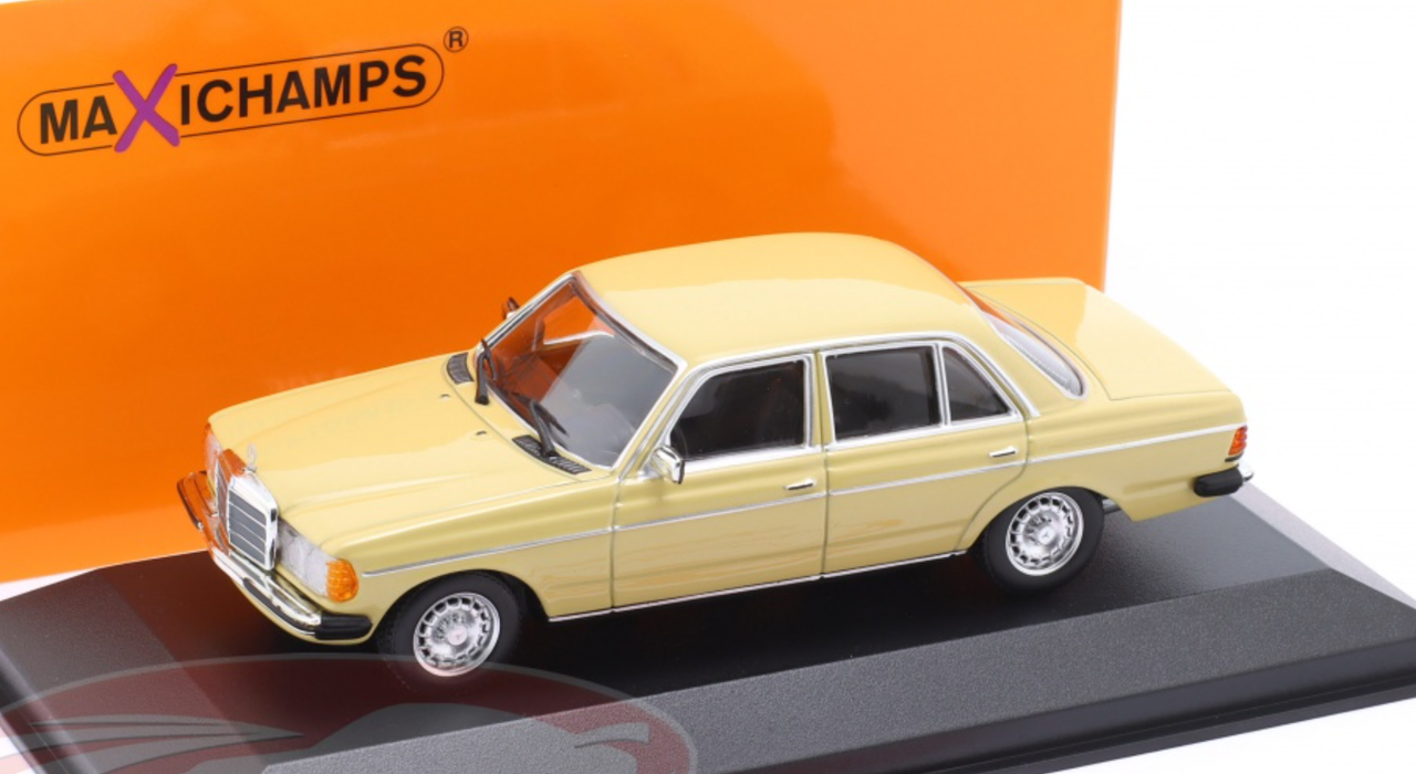 1/43 Minichamps 1982 Mercedes-Benz 230E (W123) (Beige) Car Model