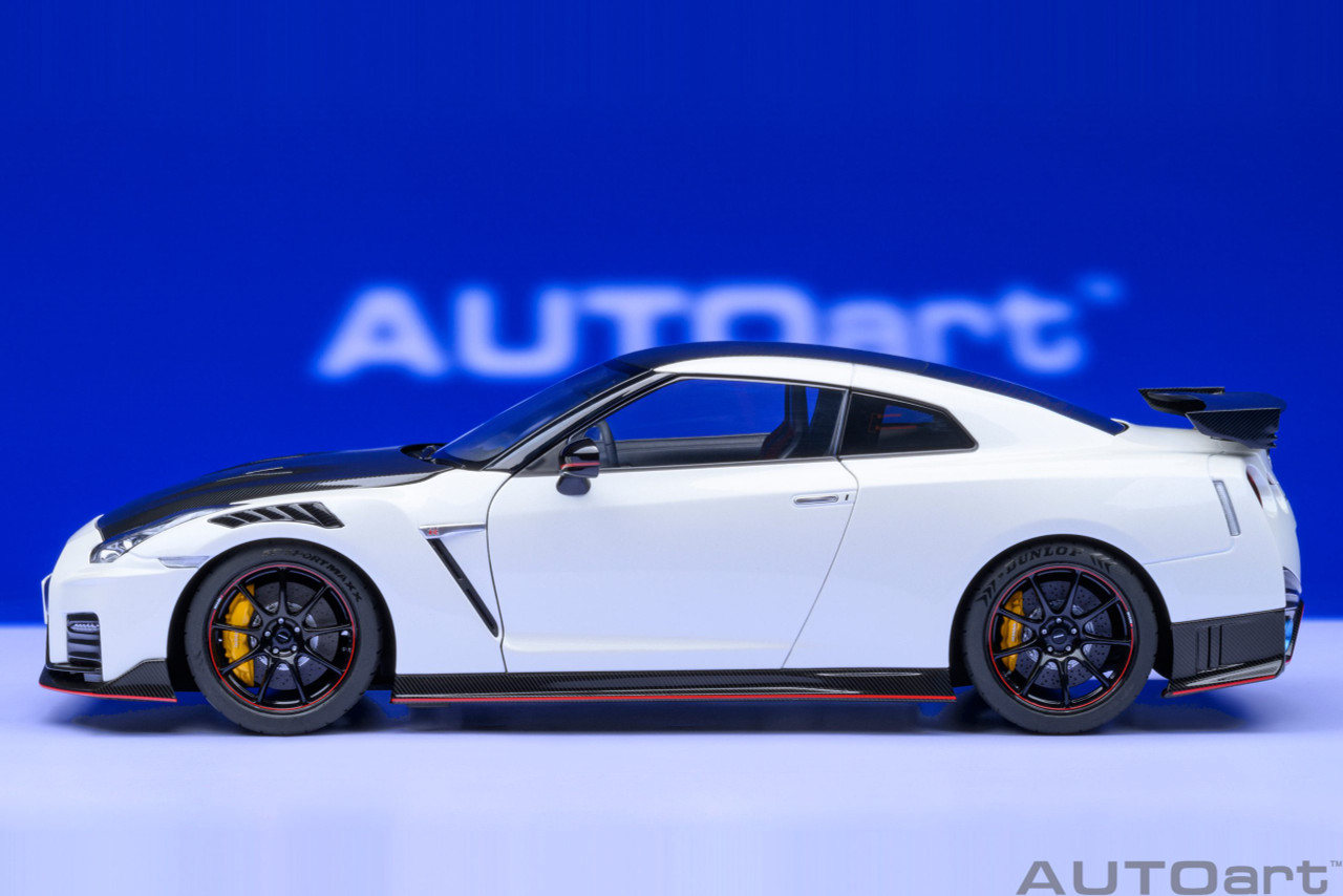 1/18 AUTOart 2022 Nissan GT-R (R35) Nismo Special Edition (Brilliant White  Pearl) Car Model