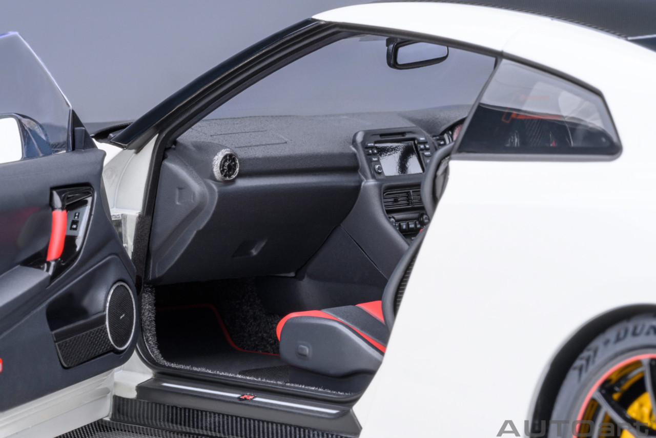1/18 AUTOart 2022 Nissan GT-R (R35) Nismo Special Edition
