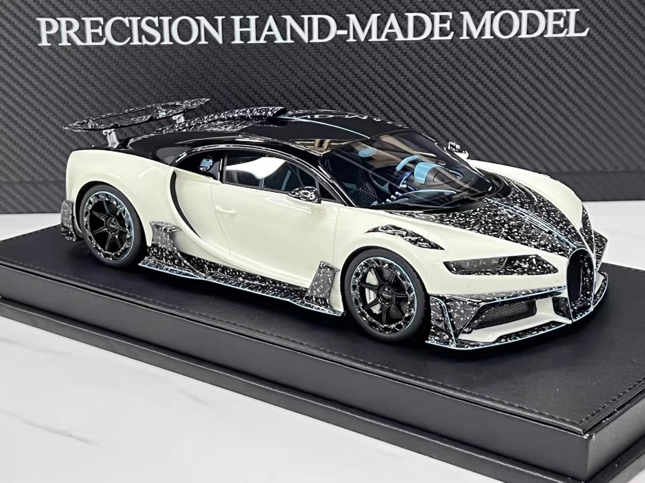 1/18 VMB Bugatti Mansory Chiron 2.0 (White) Resin Car Model Limited 99 Pieces