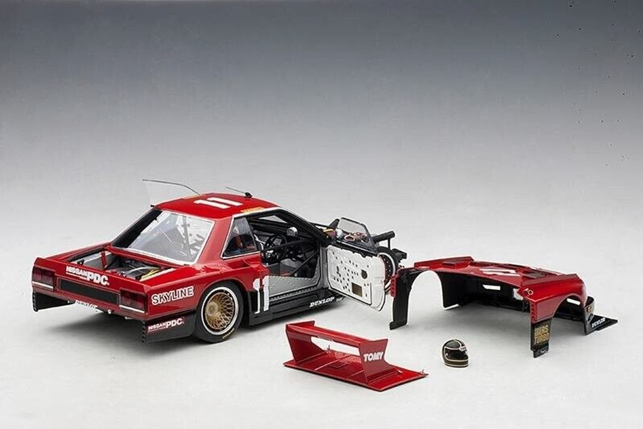 1/18 AUTOart 1982 Nissan Skyline RS Turbo Super #11 Silhouette (Red) Diecast Car Model