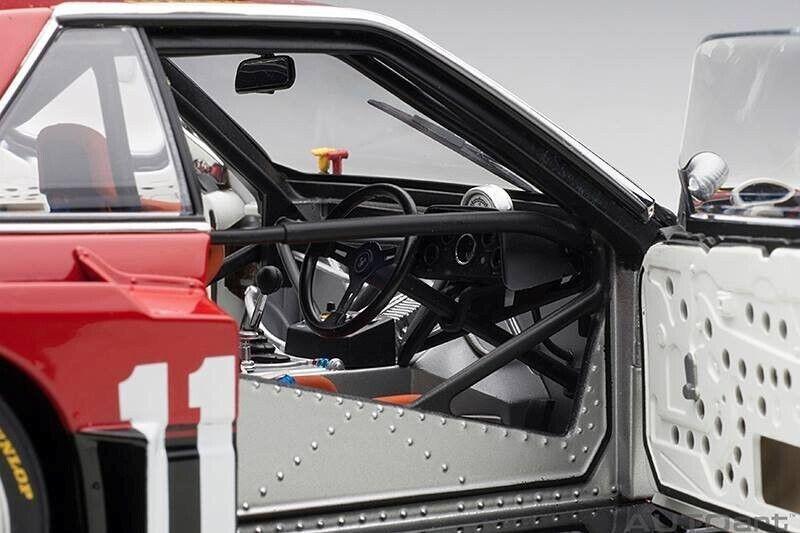 1/18 AUTOart 1982 Nissan Skyline RS Turbo Super #11 Silhouette