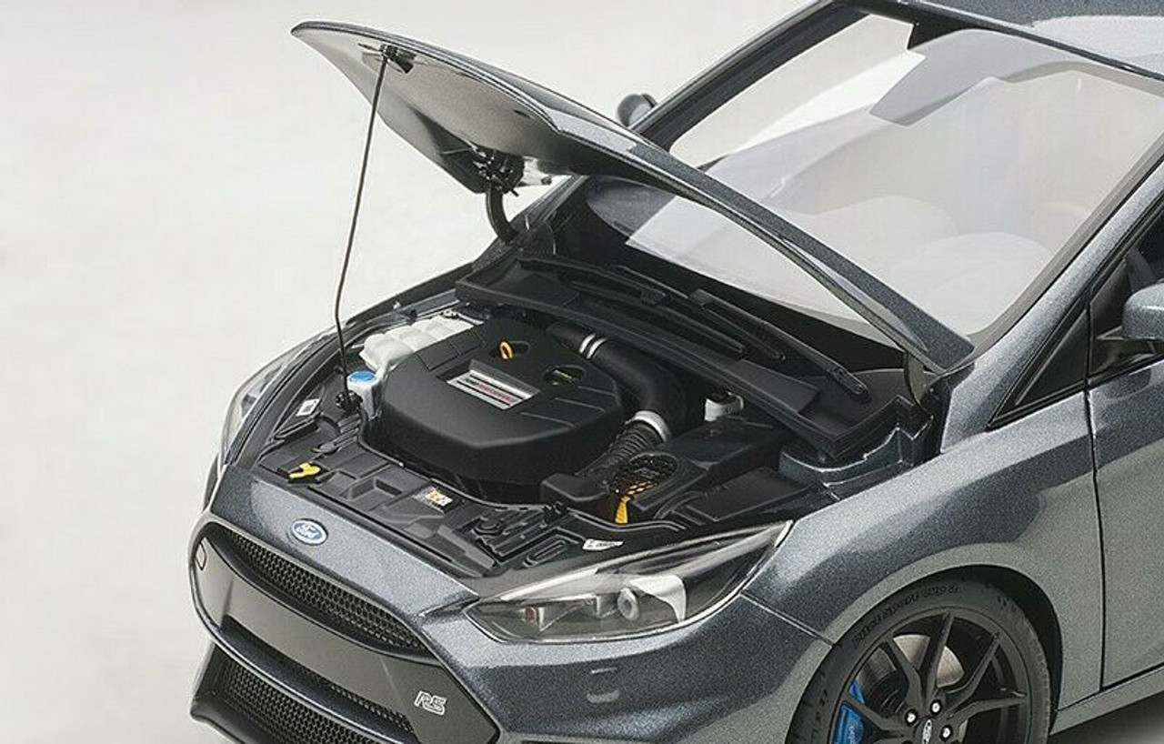 激レア　AUTO ART Ford Focus ラリーカー 　1/18 Autoart FORD FOCUS RS 2016 Magnetic Grey 1/18 Scale New