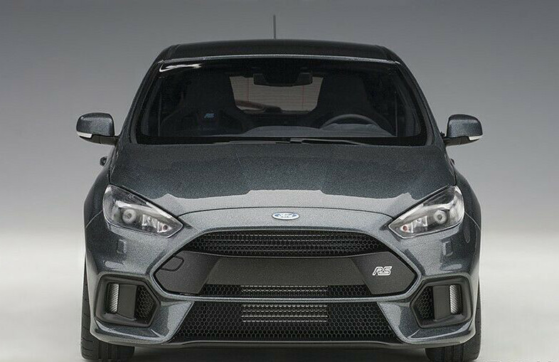 1/18 AUTOart Ford Focus RS (Magnetic Grey) Car Model