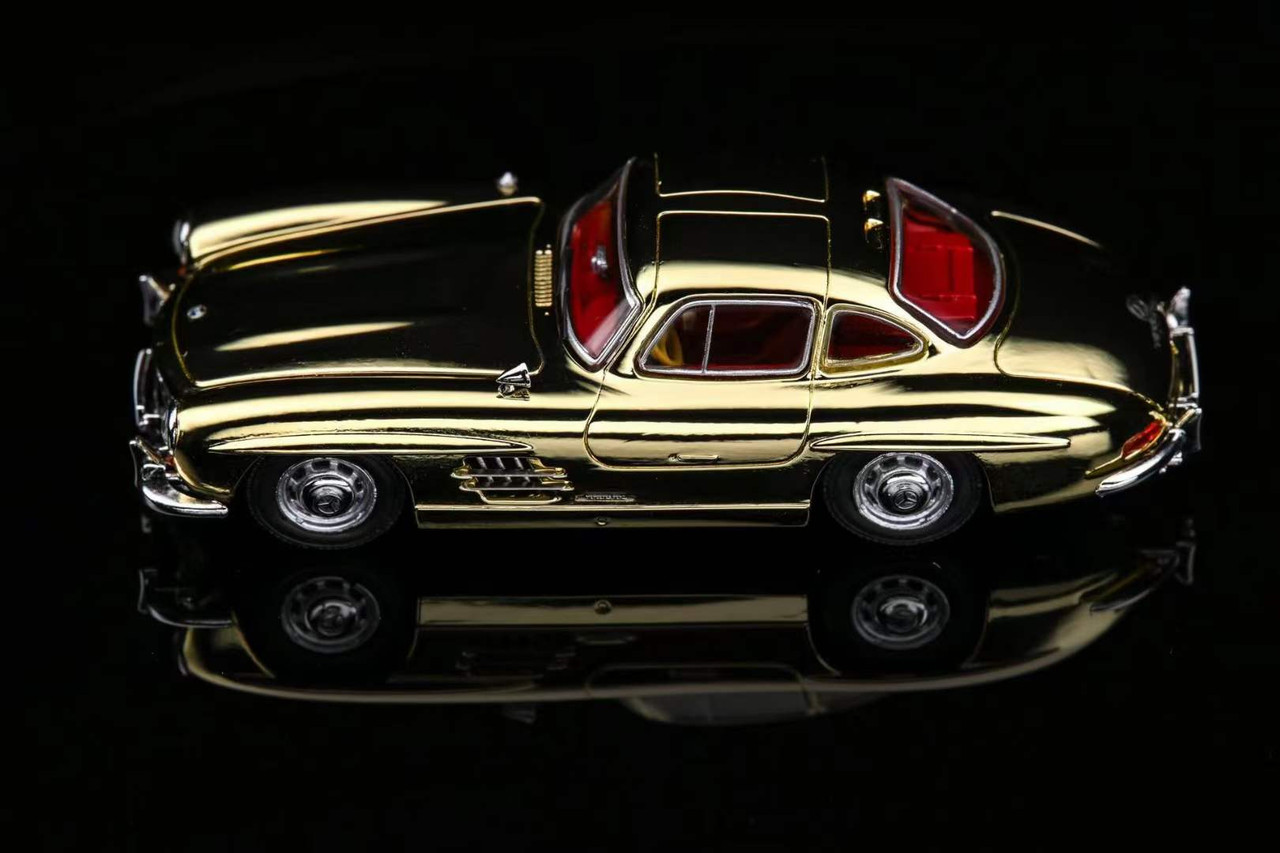 1/64 Seeker Mercedes-Benz 300SL W198 Coupe (Chrome Gold) Car Model