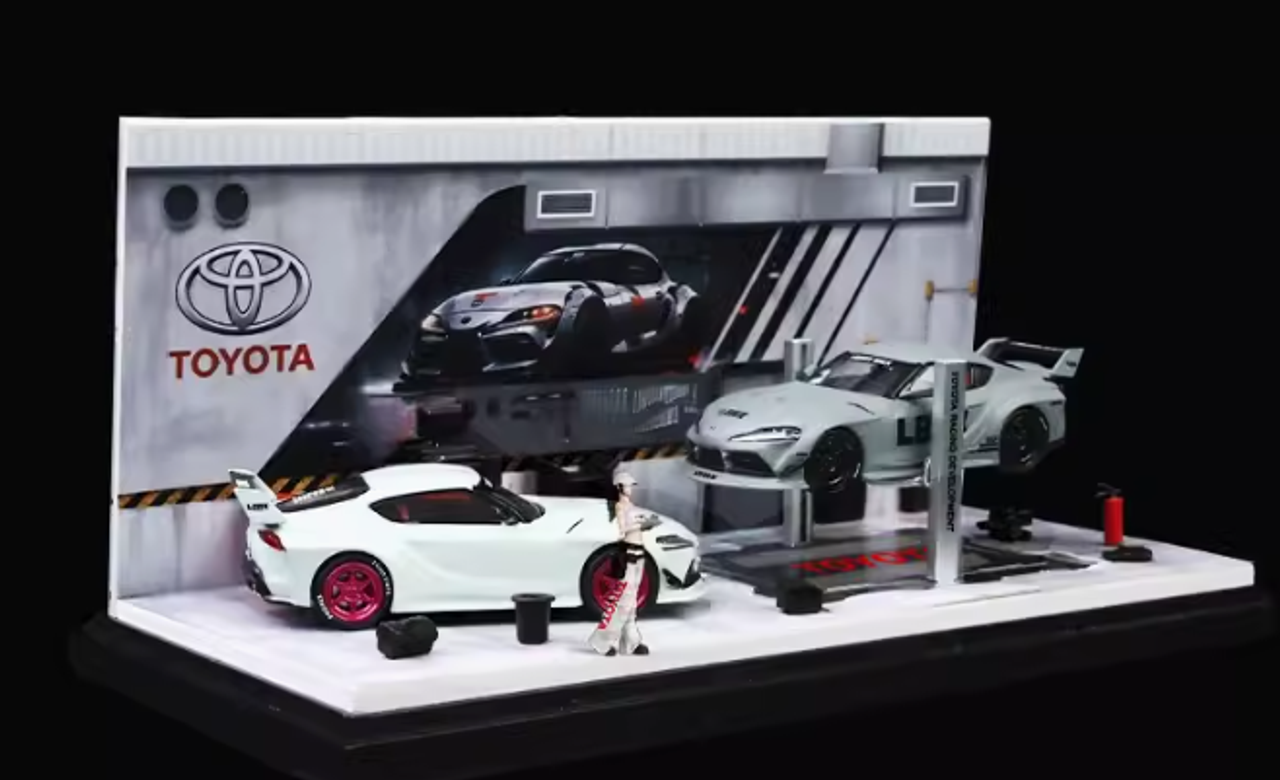 1/64 MoreArt Toyota Repair Shop Diorama with Lights (car models & figures NOT included)