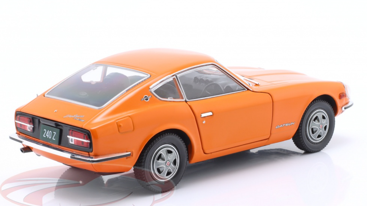 ミニカー Datsun 240Z 1/24 WhiteBox 1969 Datsun 240Z (Orange) Diecast Car Model