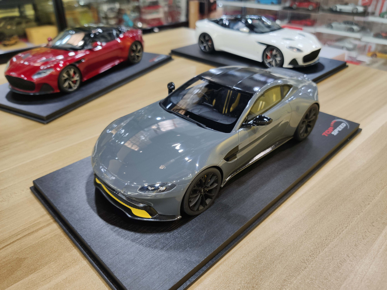 1/18 Top Speed Topspeed TSM 2019 Aston Martin Vantage (Grey) Resin Car Model