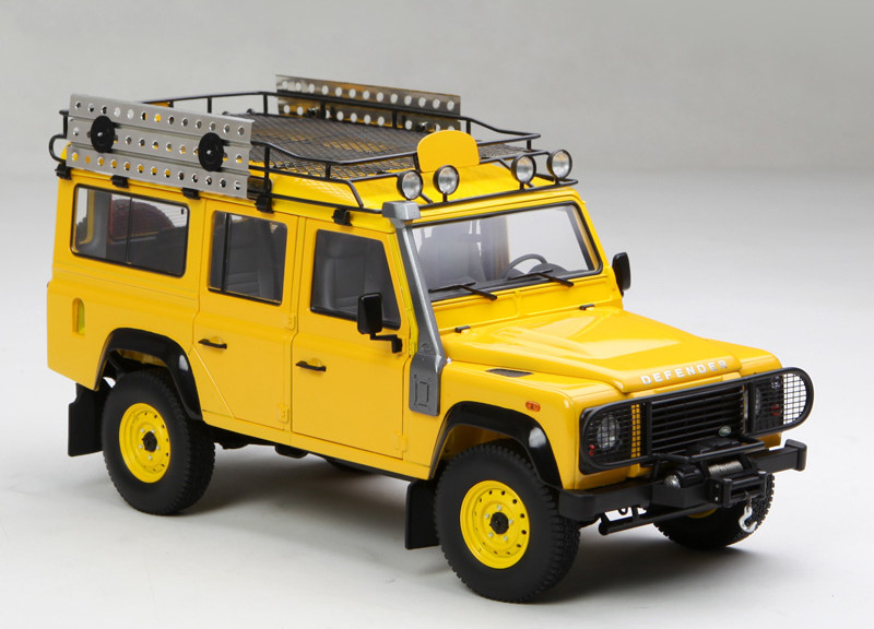 1/18 Century Dragon Land Rover Defender 110 (Yellow) Diecast Car