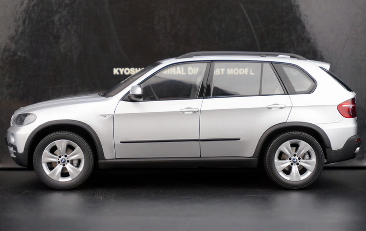 1/18 Kyosho BMW E70 X5 (Silver) Diecast Car Model