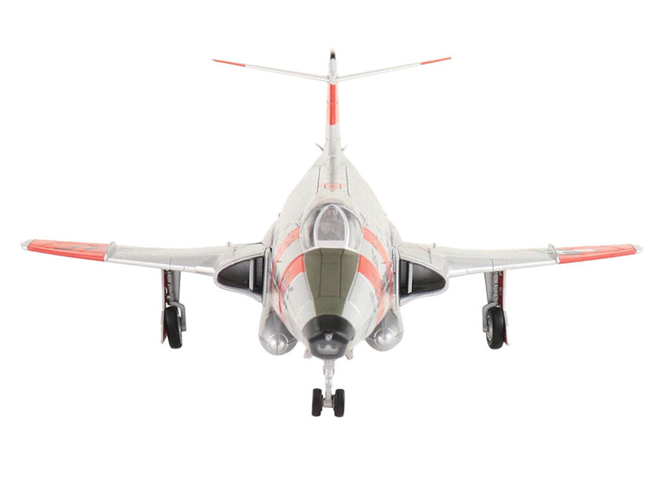 McDonnell RF-101C Voodoo Fighter Aircraft "Operation Sun Run 363rd TRW" (1957) United States Air Force "Air Power Series" 1/72 Diecast Model by Hobby Master