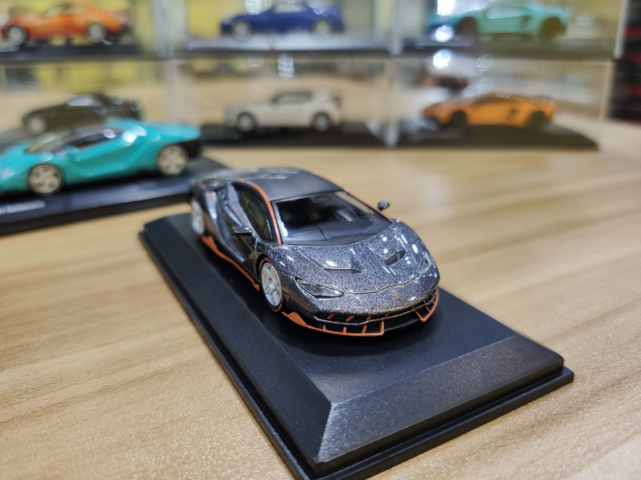 1/64 Kyosho Lamborghini Centenario LP770-4 (Black) Car Model