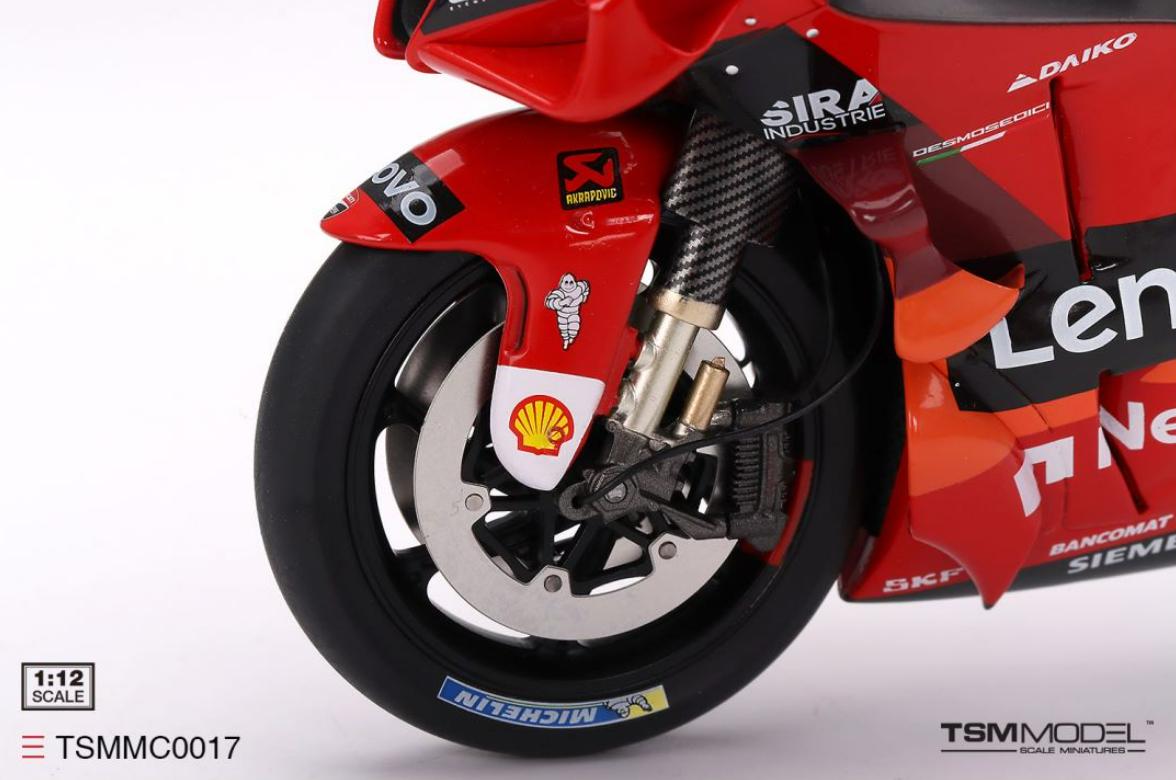 ミニカー MINICHAMPS Ducati Desmosedici GP7 1/12 1/12 Minichamps Ducati Desmosedici 2003 Moto GP L. Capirossi