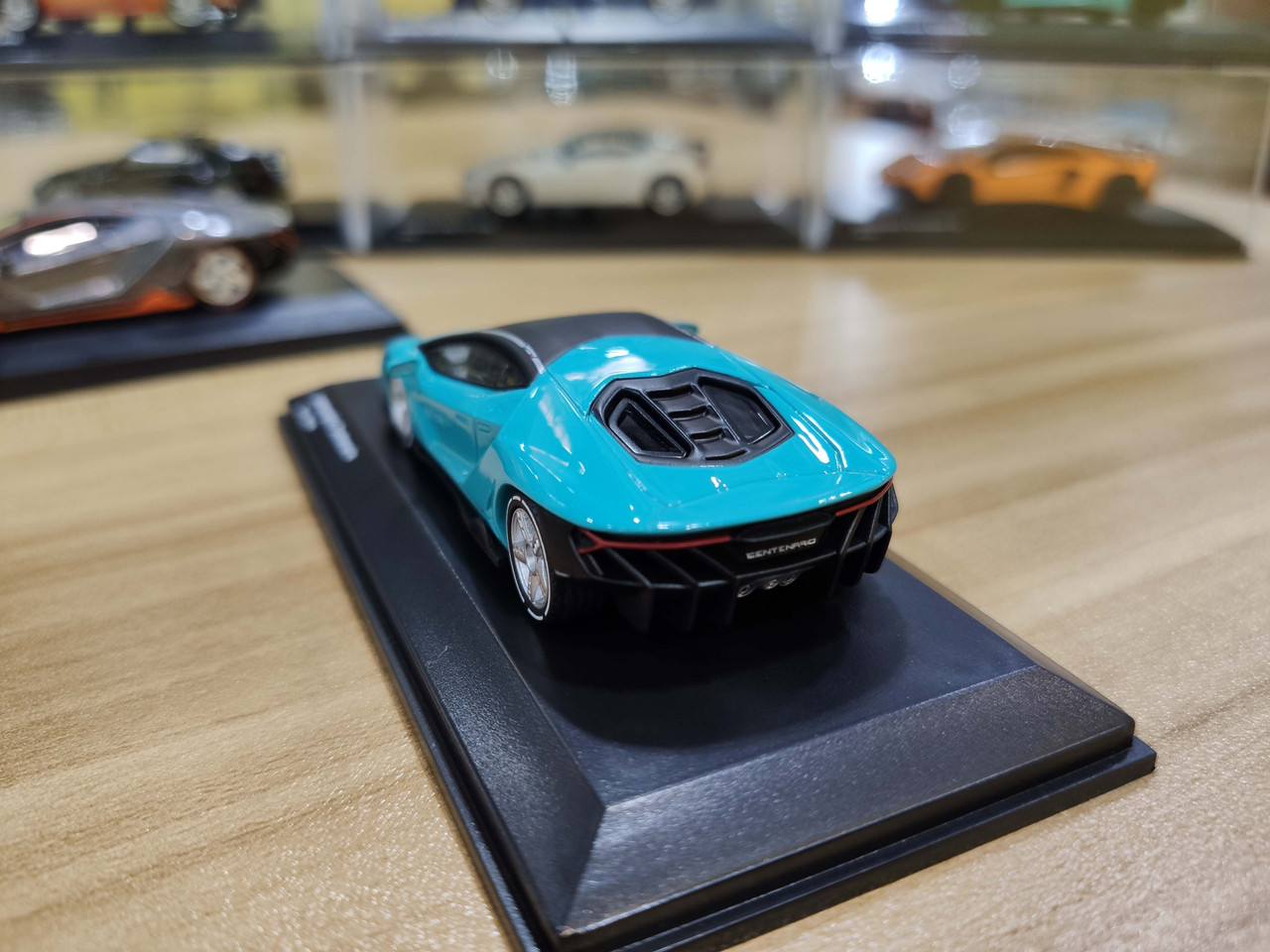1/64 Kyosho Lamborghini Centenario LP770-4 (Blue) Car Model