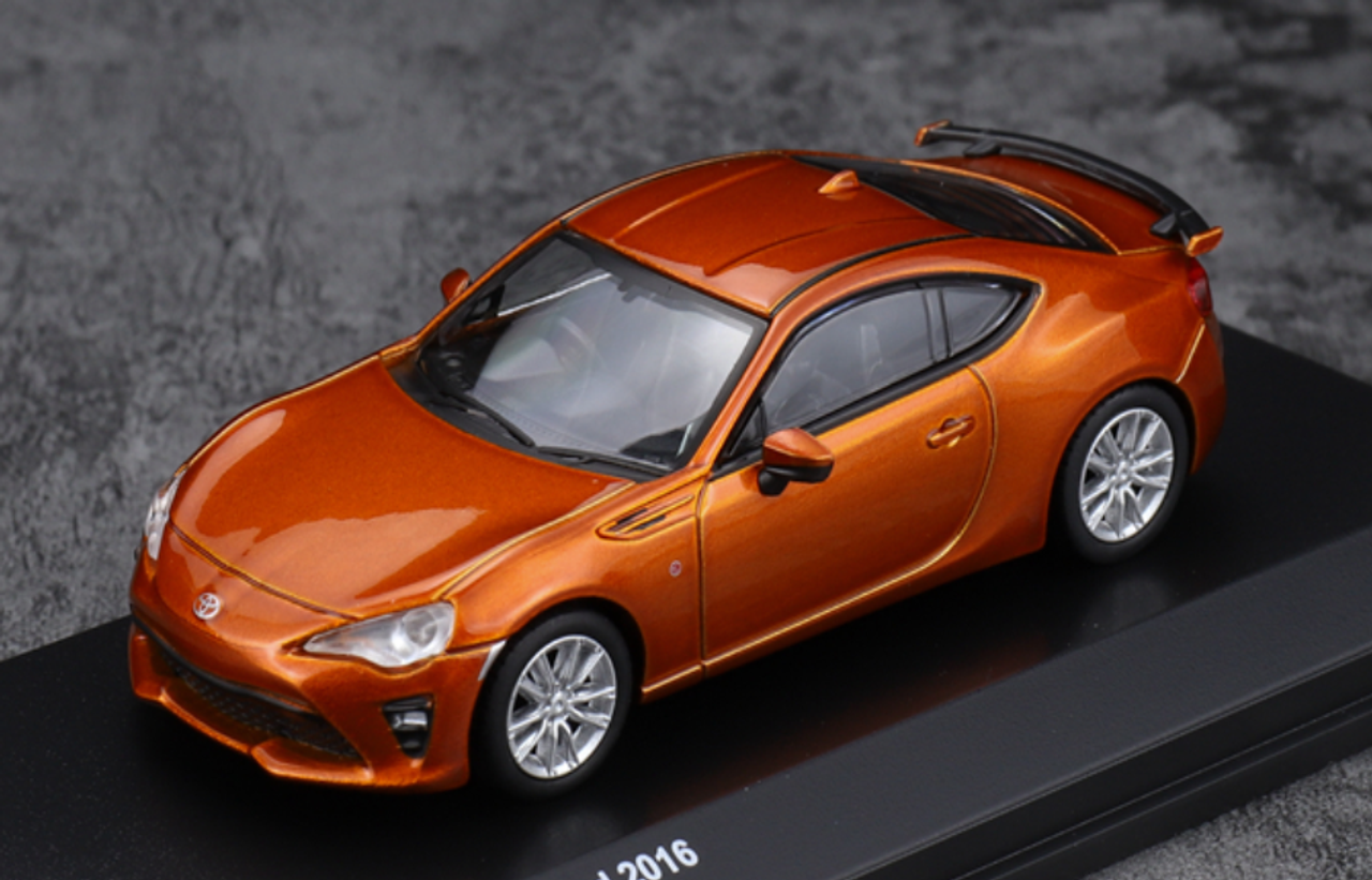 1/64 Kyosho Toyota 86 GT Limited (Orange) Car Model