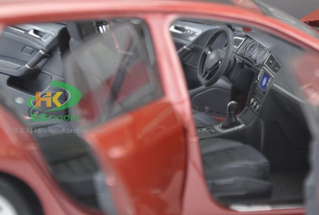 1/18 Dealer Edition Volkswagen Golf VII 7th Generation (Red