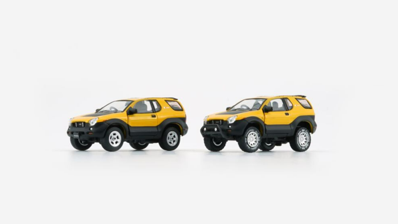 1/64 BM Creations Isuzu 1997 -2001 Vehicross - Yellow (RHD)