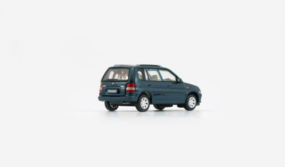 Modèle Réduit Mazda Demio Metro 1994 - Échelle 1/64 - BMC - Vert - Neuf Sous Blister