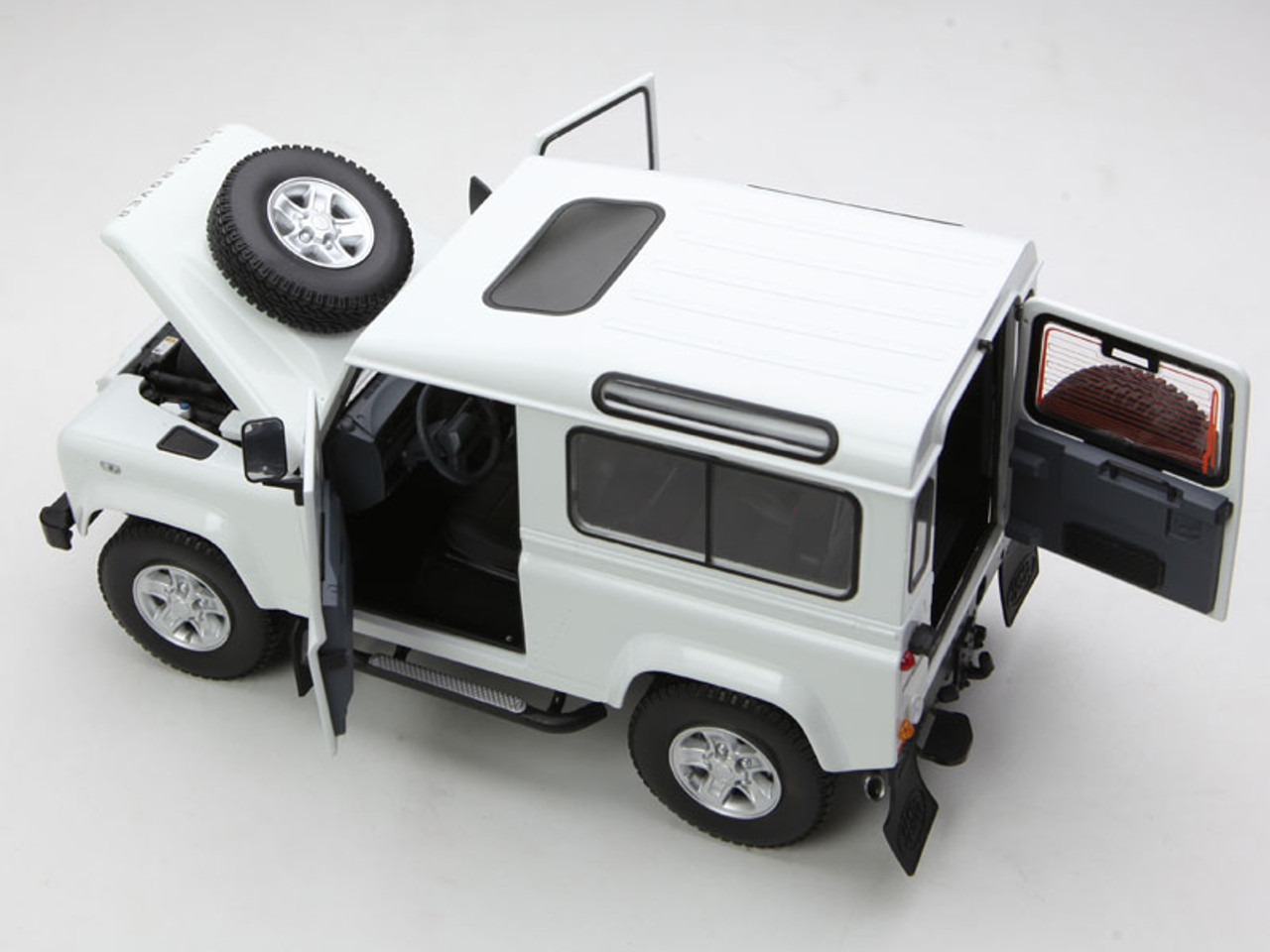 1/18 Kyosho Land Rover Defender 90 SWB (White w/ White Hood) Diecast Car Model