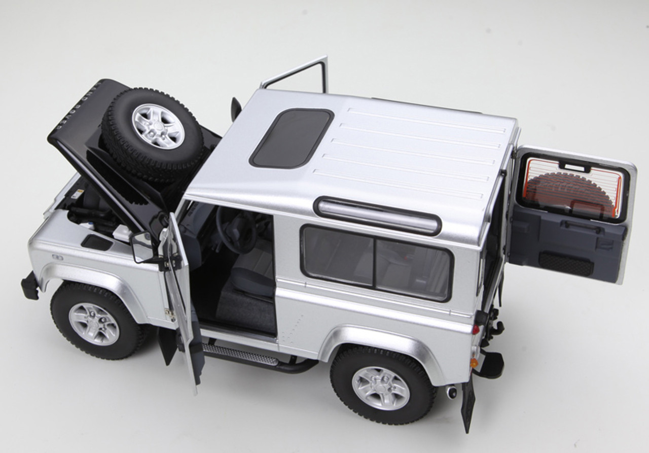 1/18 Kyosho Land Rover Defender 90 SWB (Silver w/ Black Hood) Diecast Car Model