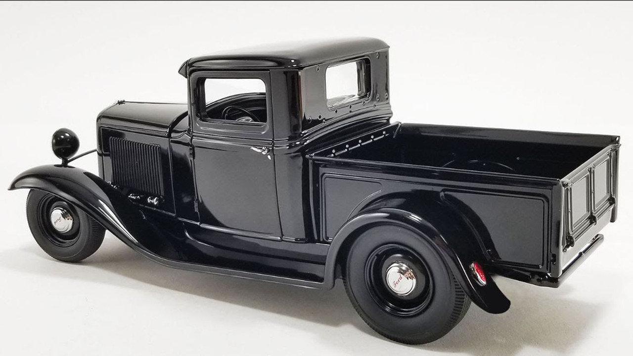 1/18 ACME 1932 Ford Pickup (Black Beauty) Diecast Car Model