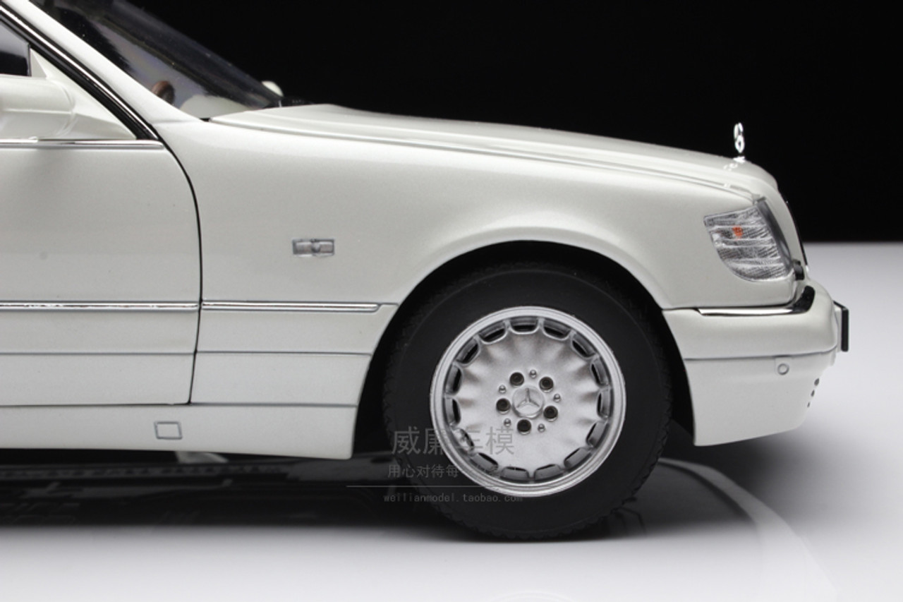 1/18 Norev 1997 Mercedes-Benz Mercedes S320 W140 S-Class S-Klasse (Metallic White) Diecast Car Model