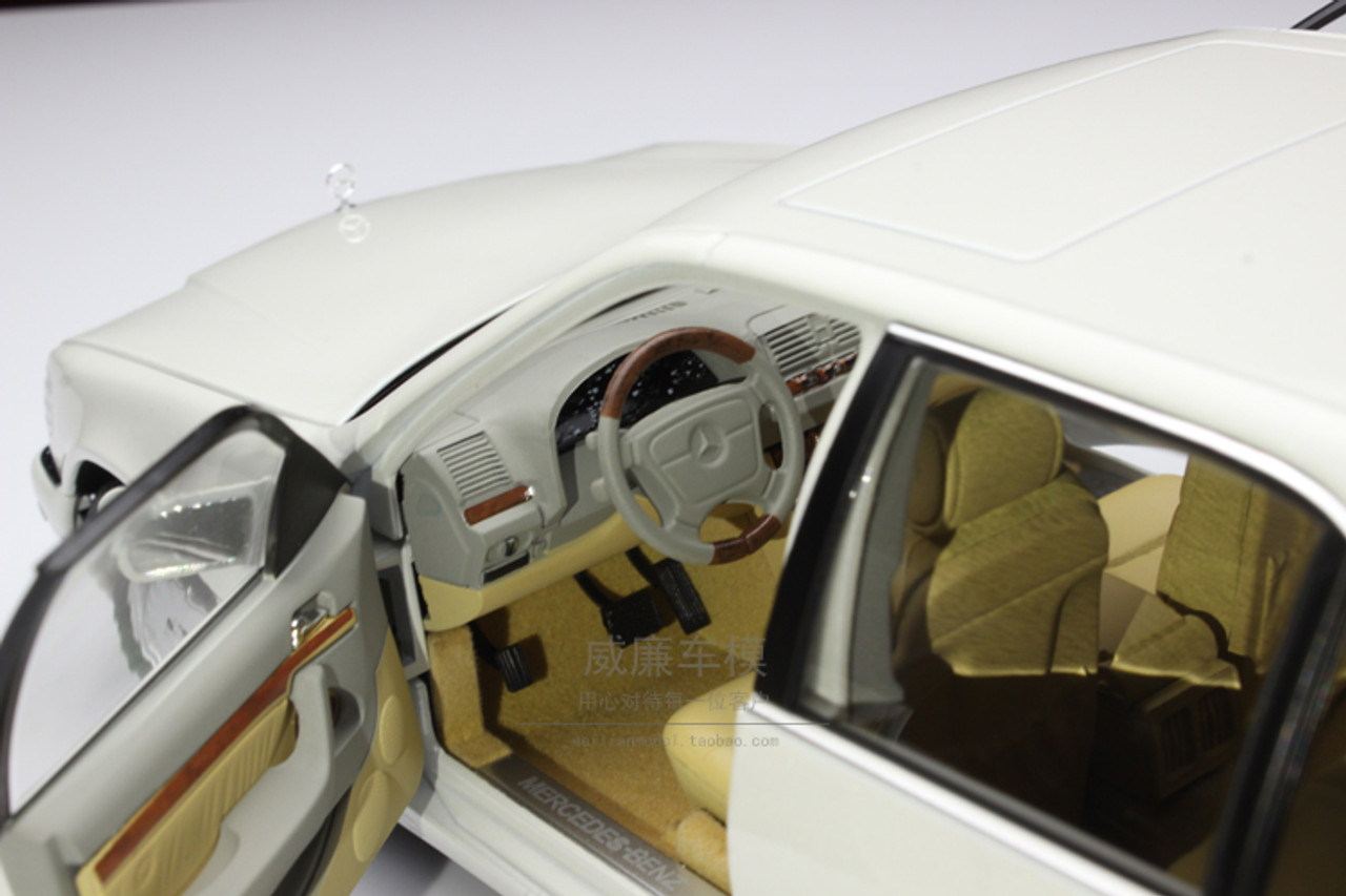 Norev  Mercedes Benz Mercedes S W S Class S Klasse Metallic  White Diecast Car Model