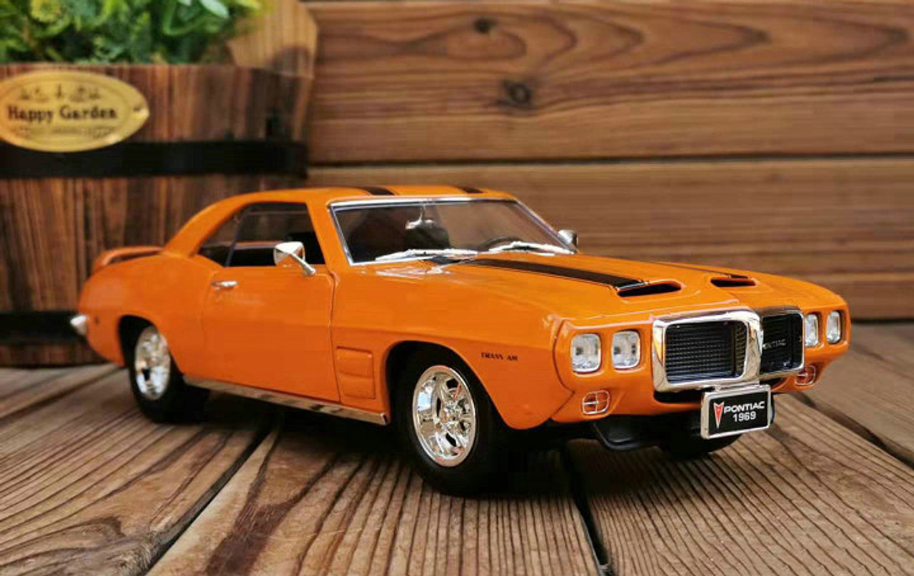 1/18 1969 Pontiac Firebird Trans (Orange) Diecast Car Model