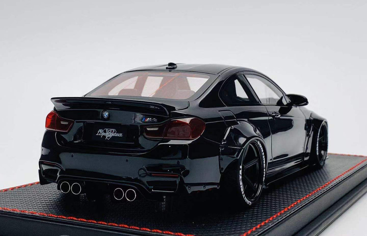 1/18 Track Collections BMW F82 M4 Liberty Walk LB Works