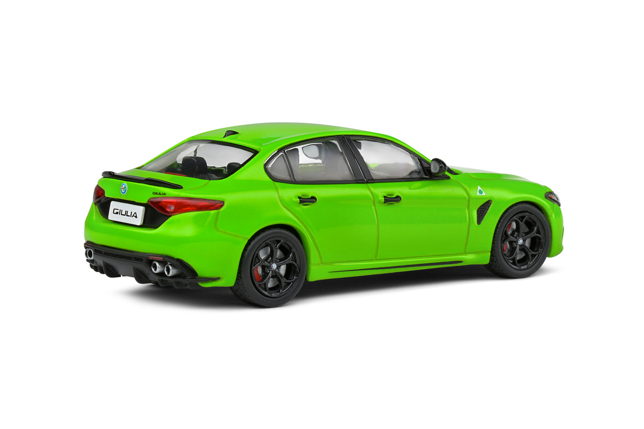 1/43 Solido Alfa Romeo Giulia Quadrifoglio (Green) Diecast Car Model -  LIVECARMODEL.com