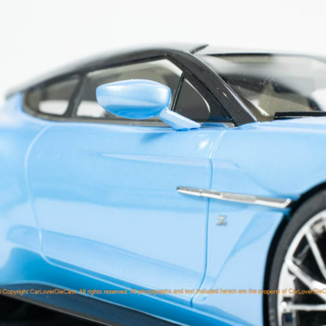 1/18 HH Model Aston Martin Zagato Blue