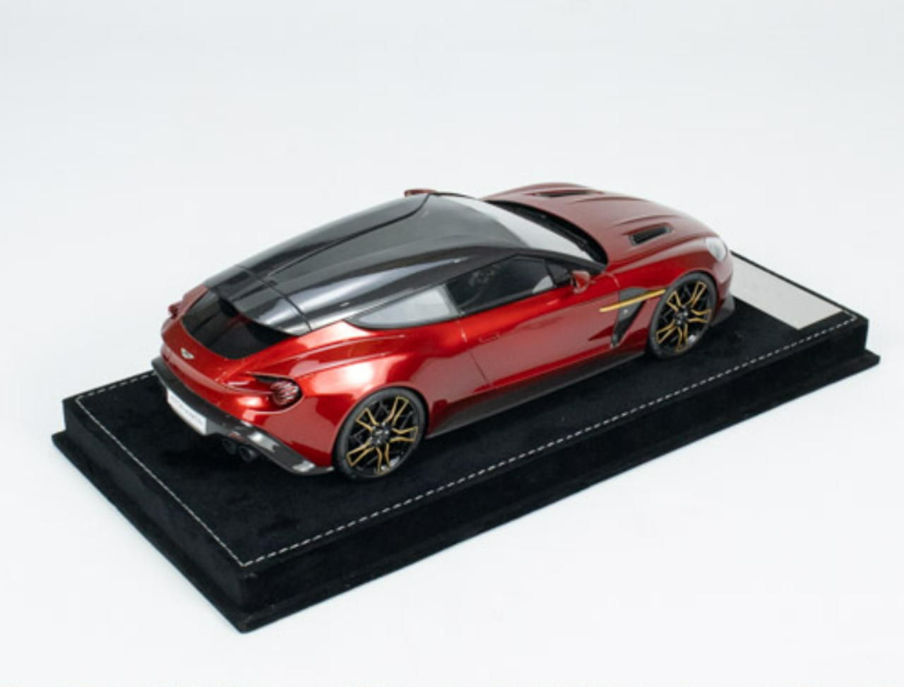 1/18 HH Model Aston Martin Zagato Red