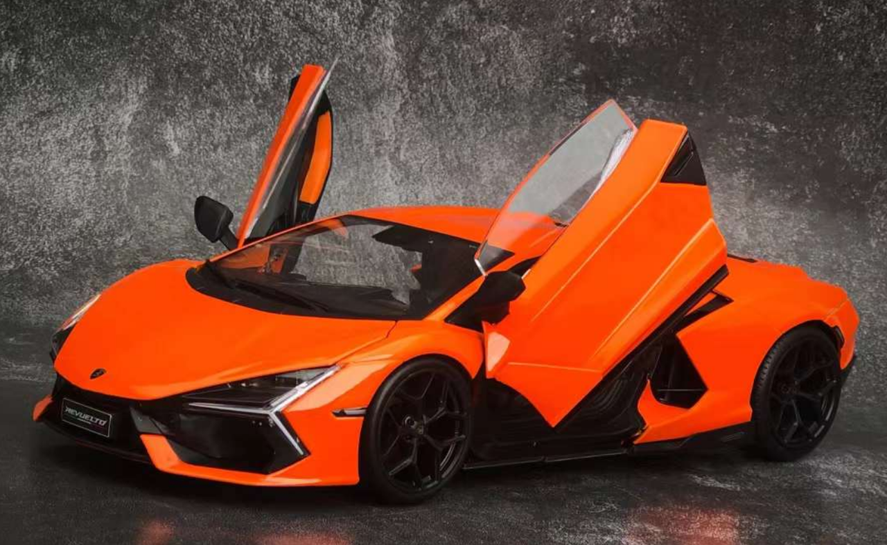 1/18 Maisto 2023 Lamborghini Revuelto Hybrid (Orange) Diecast Car Model