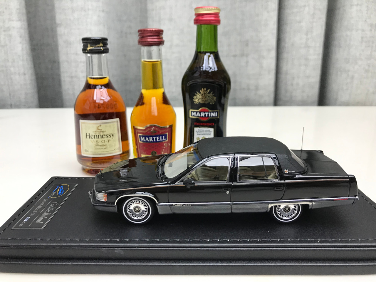 1/43 VAV 1993 Cadillac Fleetwood Brougham (Black) Resin Car Model Limited