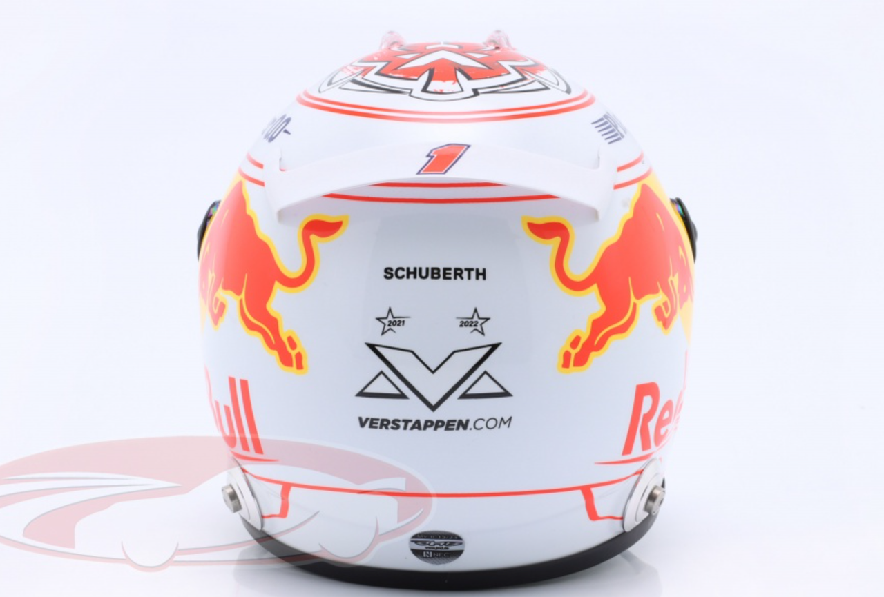 1/2 Schuberth 2023 Formula 1 Max Verstappen Red Bull Racing #1 Winner Japan GP World Champion Helmet Model