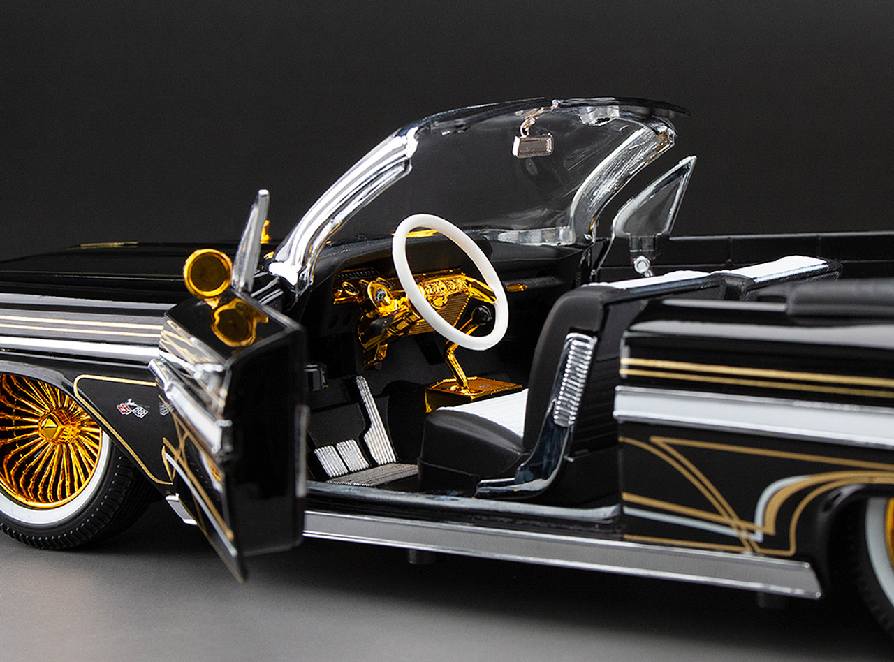 1/18 Sunstar 1961 Chevrolet Impala Open Convertible Lowrider (Black) With Moveable Suspension Diecast Car Model