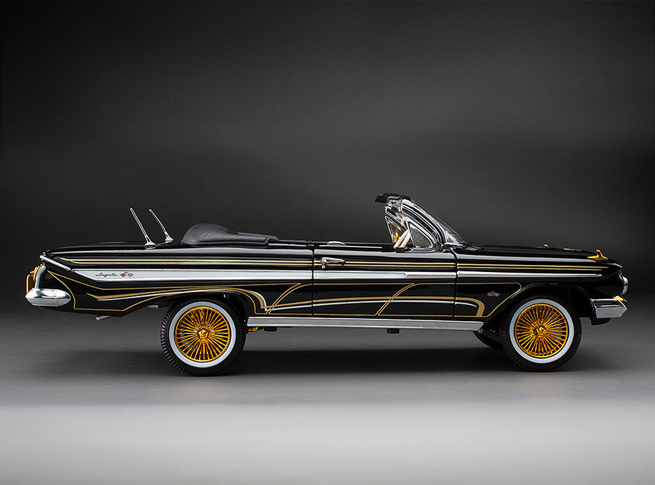 1/18 Sunstar 1961 Chevrolet Impala Open Convertible Lowrider (Black) With Moveable Suspension Diecast Car Model