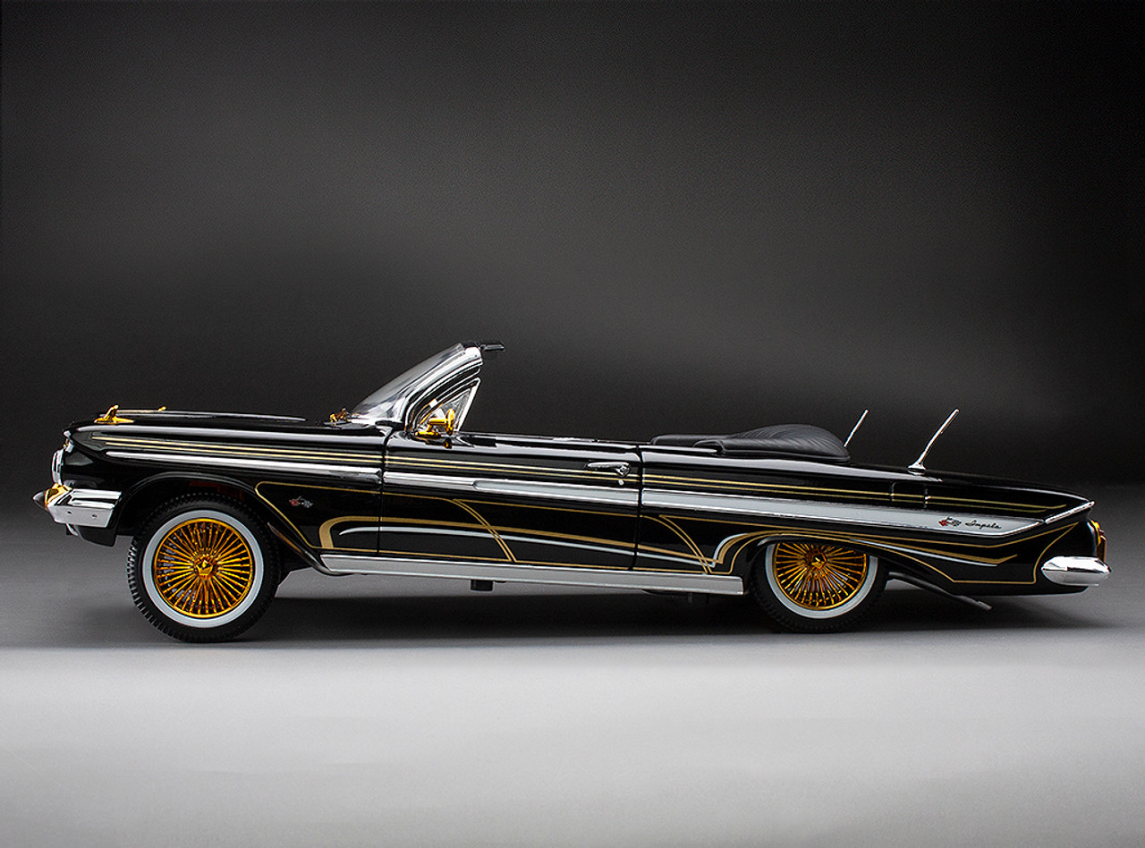 1/18 Sunstar 1961 Chevrolet Impala Open Convertible Lowrider