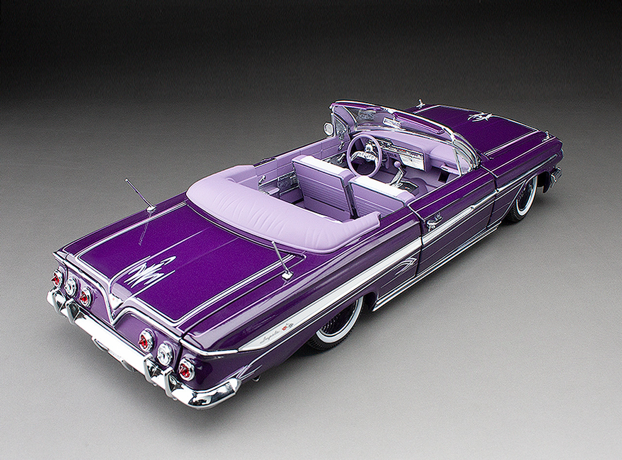 1/18 Sunstar 1961 Chevrolet Impala Open Convertible Lowrider