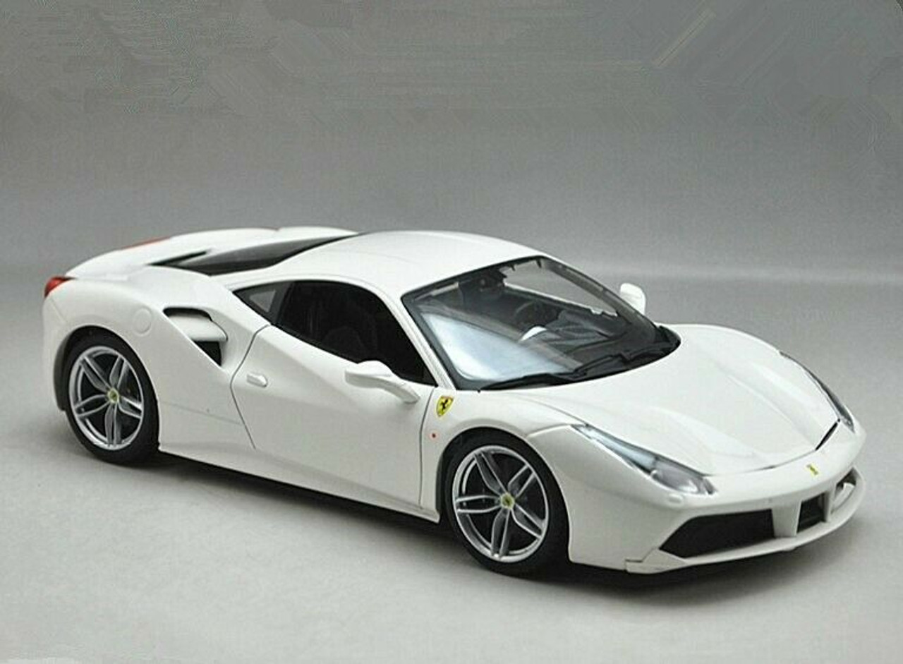 1/18 Maisto Ferrari 488 GTB (White) Diecast Car Model