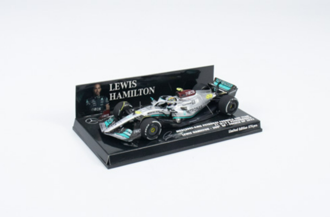 1/43 MINICHAMPS MERCEDES-AMG PETRONAS FORMULA ONE TEAM F1 W13 E PERFORMANCE - L. HAMILTON - 300TH GP - FRENCH GP 2022 Resin Car Model