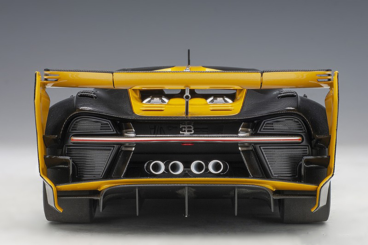 1/18 AUTOart Bugatti Chiron Vision GT (Yellow / Black