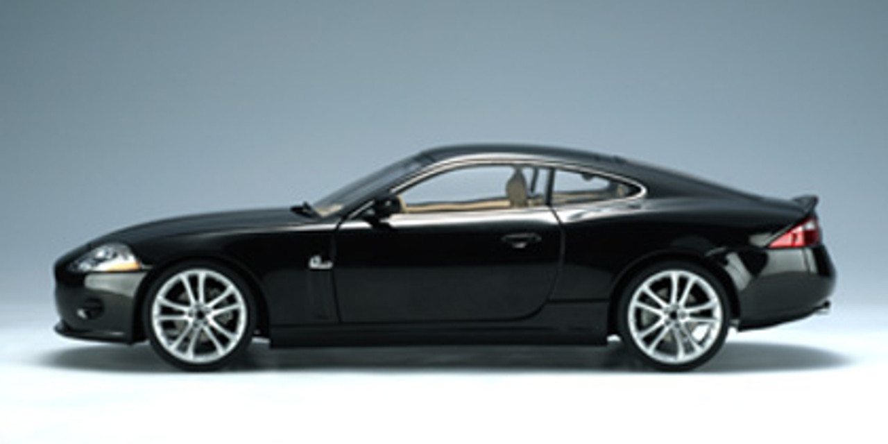 1/18 AUTOart Jaguar XK Coupe (Black) Diecast Car Model 73632