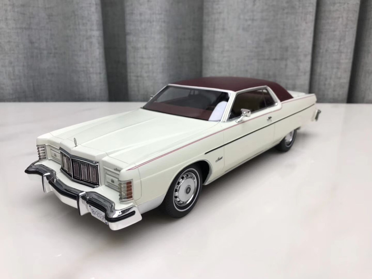 1/18 BOS Mercury Marquis (White) Resin Car Model